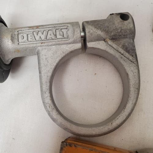 Lot of 8 Assorted Bostitch Stapler, Dividers Breaker Bar & More Tool LOT-116 - Thumbnail 9