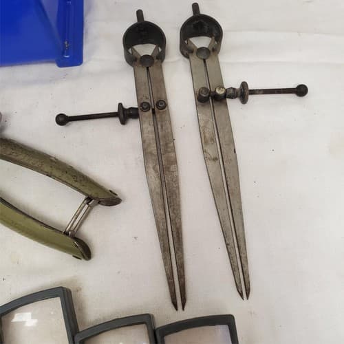 Lot of 8 Assorted Bostitch Stapler, Dividers Breaker Bar & More Tool LOT-116 - Thumbnail 4