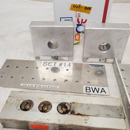 Lot of Measurement and Tooling Brackets Tools - Thumbnail 5