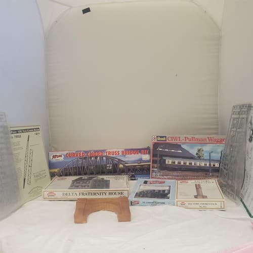 Lot of 5 HO Scale Model Kits Atlas, Revell, Model Power, Walthers Bridge Set - Thumbnail 2