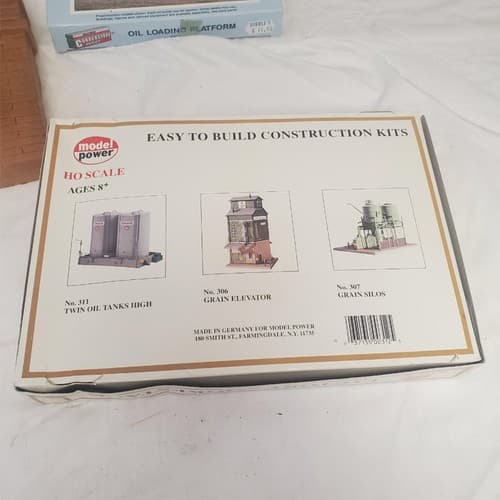 Lot of 5 HO Scale Model Kits Atlas, Revell, Model Power, Walthers Bridge Set - Thumbnail 16