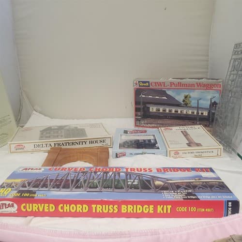 Lot of 5 HO Scale Model Kits Atlas, Revell, Model Power, Walthers Bridge Set - Thumbnail 20