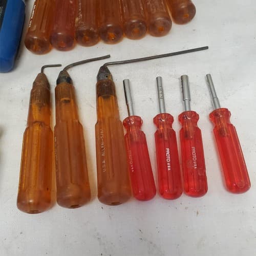 Lot of 21 Assorted Screwdriver Set & Nut Drivers LOT-339 - Thumbnail 5