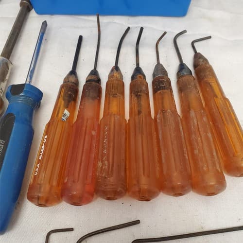 Lot of 21 Assorted Screwdriver Set & Nut Drivers LOT-339 - Thumbnail 4