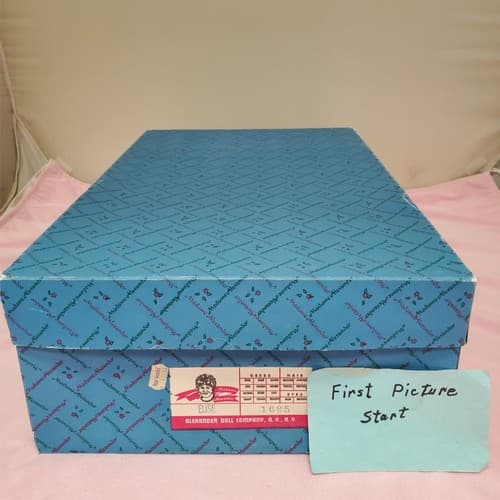 Madame Alexander #1685 Elise Bride Doll with Box & Stand - Thumbnail 2