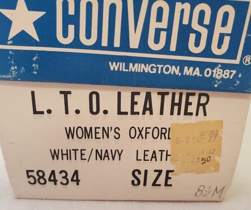 Vintage Women’s White Navy LTO Leather Converse Tennis Shoes Size 8.5M - Thumbnail 2