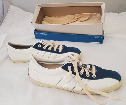 Vintage Women’s White Navy LTO Leather Converse Tennis Shoes Size 8.5M - Thumbnail 7