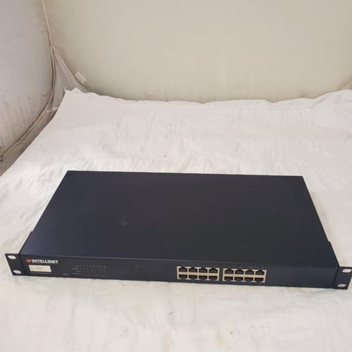 Intellinet Network Solutions 524155 16 Port POE Switch - Thumbnail 4