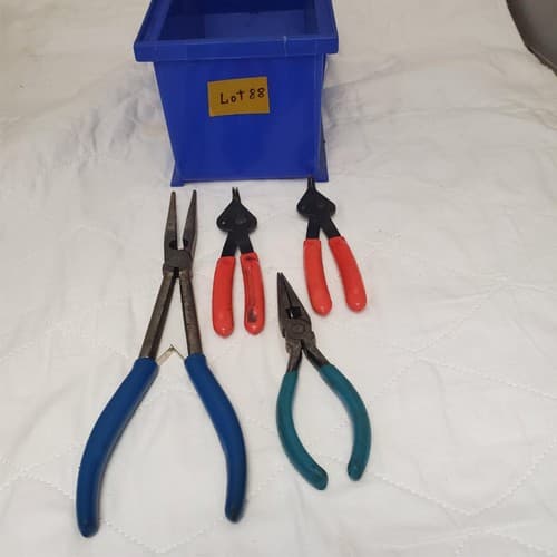 Lot of 4 Assorted Blue Point Pliers Set LOT-802