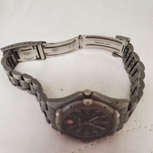 Vintage Wenger SMT Men’s Swiss Watch Black Dial, Date Display, Fresh Battery - Thumbnail 5