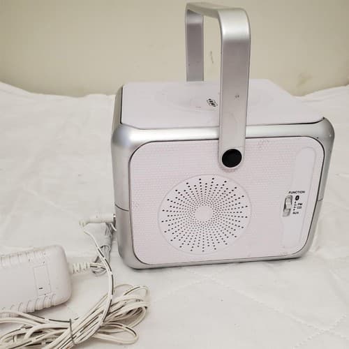 Jensen CD-555 Portable Bluetooth CD Music System Silver Aux/USB/FM Radio - Thumbnail 4