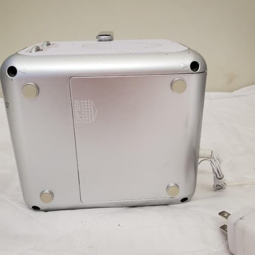 Jensen CD-555 Portable Bluetooth CD Music System Silver Aux/USB/FM Radio - Thumbnail 8