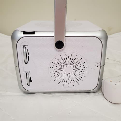 Jensen CD-555 Portable Bluetooth CD Music System Silver Aux/USB/FM Radio - Thumbnail 7