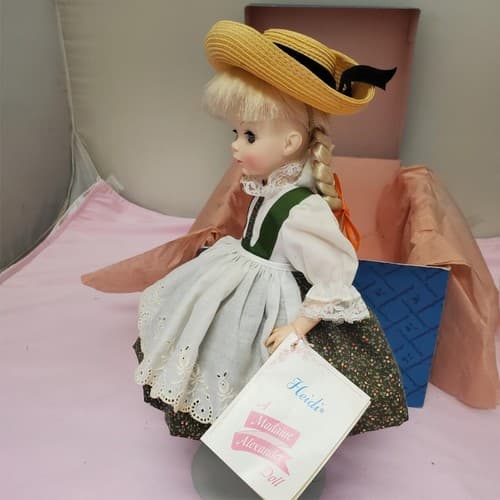Madame Alexander #1580 Heidi Miniature Doll with Box & Stand - Thumbnail 5