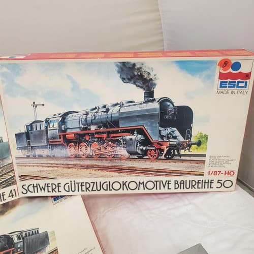 Lot of 4 ESCI & Revel 2162 1/87 Schnellzug-Lokomotive Baureihe Plastic Model kit - Thumbnail 2