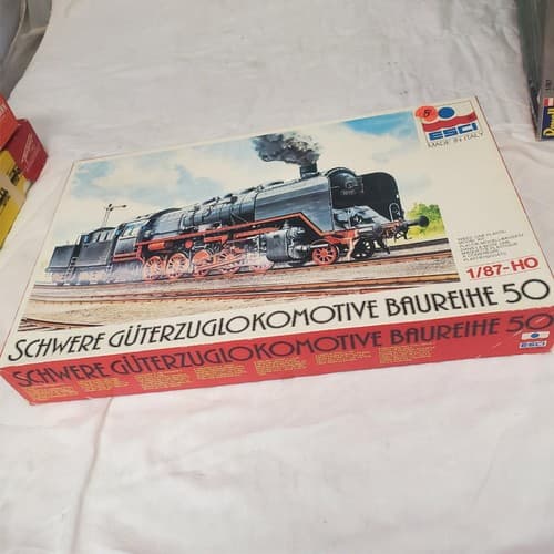 Lot of 4 ESCI & Revel 2162 1/87 Schnellzug-Lokomotive Baureihe Plastic Model kit - Thumbnail 10