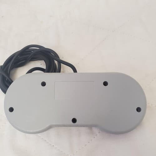 Nintendo SNES Game Controller - Thumbnail 3