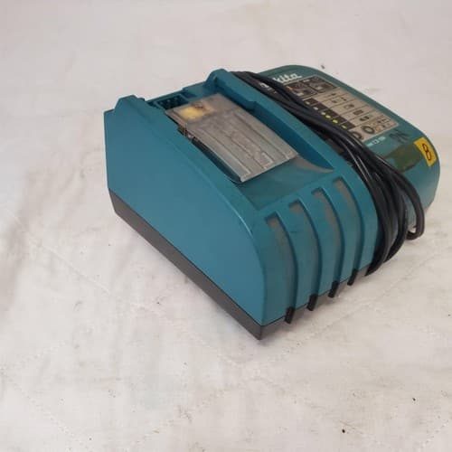 Makita DC18RA S Lithium Ion Rapid Fast Charger 240W 50-60Hz #8 - Thumbnail 5