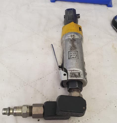 Blue Point Ingersoll Rand Heavy Duty Pneumatic Air Ratchet Wrench LOT-174 - Thumbnail 6