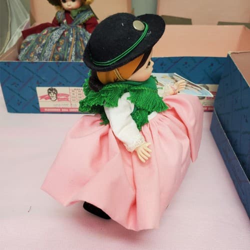 Set Of 5 Madame Alexander Friends From Foreign Lands Collection Dolls with Box - Thumbnail 15