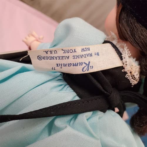 Set Of 5 Madame Alexander Friends From Foreign Lands Collection Dolls with Box - Thumbnail 22