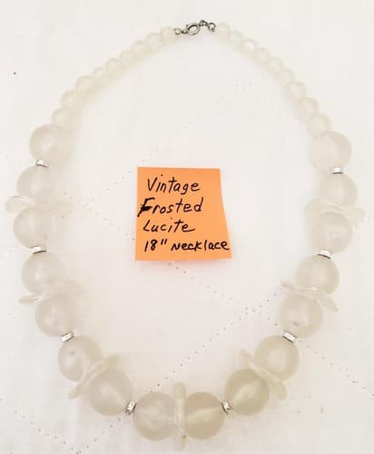 18" Vintage Frosted Lucite Necklace - Thumbnail 3