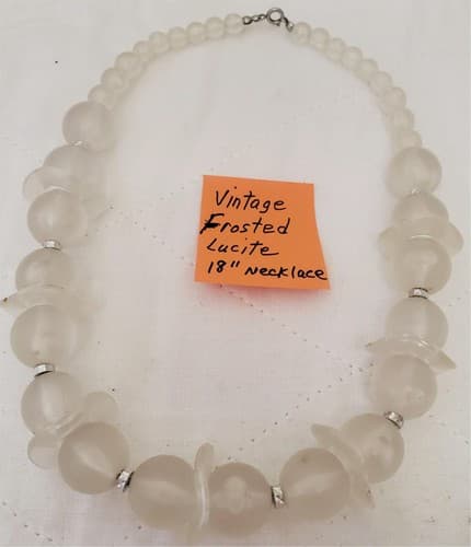 18" Vintage Frosted Lucite Necklace - Thumbnail 2