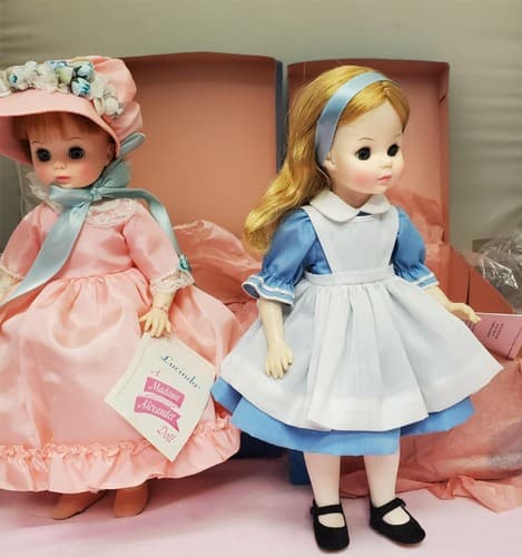 Madame Alexander #1535 Lucinda #1552 Alice Dolls Set with Box - Thumbnail 14