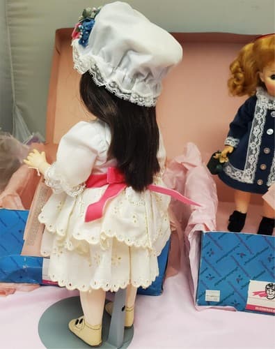 Madame Alexander #1575 Degas Girl #1578 Renoir Dolls Set with Box - Thumbnail 7
