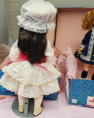 Madame Alexander #1575 Degas Girl #1578 Renoir Dolls Set with Box - Thumbnail 9