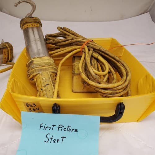 Woodhead Fluorescent Portable Handheld Work Light LOT-864 - Image 1