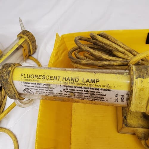 Woodhead Fluorescent Portable Handheld Work Light LOT-864 - Thumbnail 5