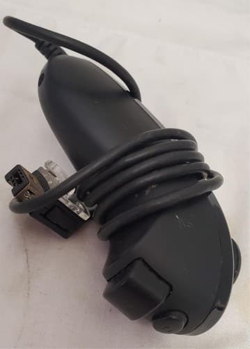 Nyko Kama Wired Nunchuk Black Controller for Nintendo Wii - Thumbnail 4