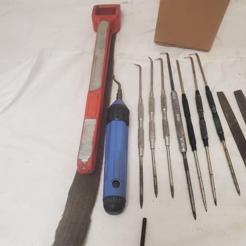 Lot of Assorted Hand Tools Files Screwdrivers Picks and Allen Wrenches LOT-766 - Thumbnail 9