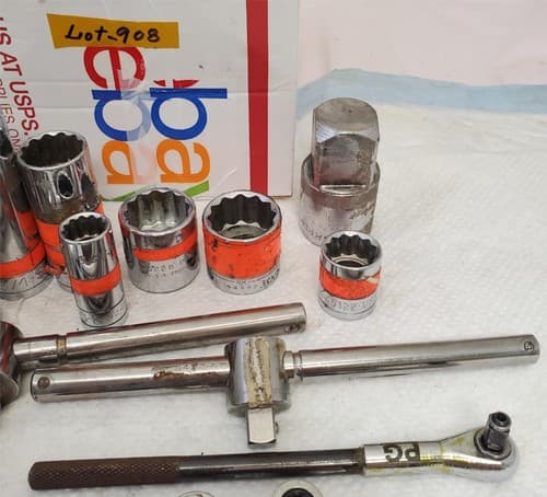Lot of 47 Vintage Mixed Drive Sockets & Extensions Ratchet, &, More LOT-908 - Thumbnail 5