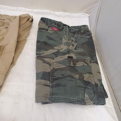 Lot of 5 Wrangler Boys Cargo Bermuda Shorts Size 12, 10 - Thumbnail 6