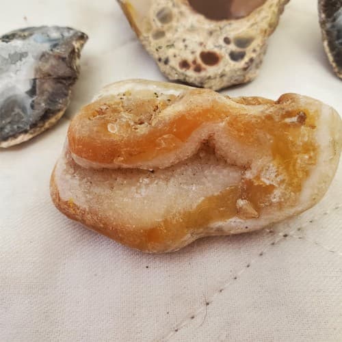 Natural Crystal Cave Crystal Wand Ore Ornaments Home Decor Aquarium Decoration - Thumbnail 6