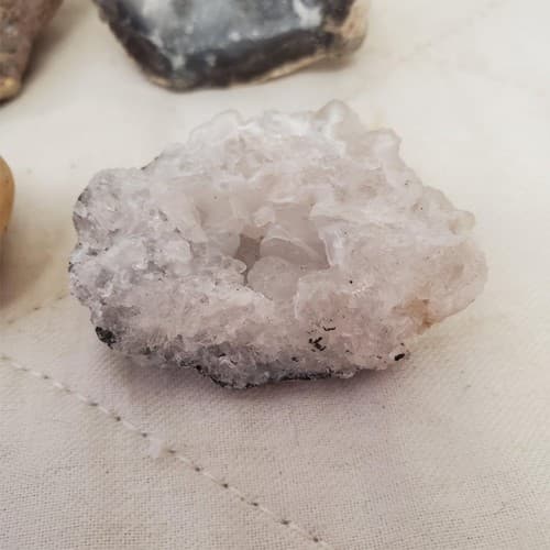 Natural Crystal Cave Crystal Wand Ore Ornaments Home Decor Aquarium Decoration - Thumbnail 7