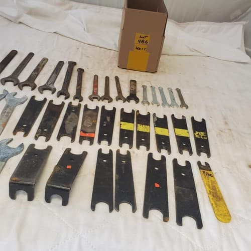 Lot of 40 Assorted Open End Service Wrench & other Wrench Tool LOT 486 - Thumbnail 3