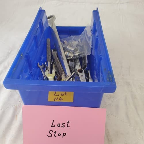 Lot of Assorted Wrenches, Drive Sockets & Other Hand Tools LOT 116 - Thumbnail 16