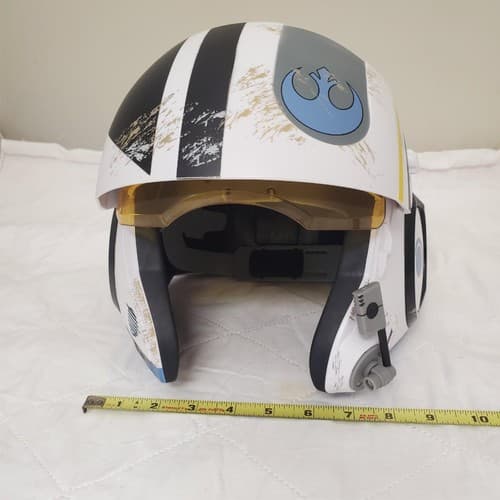 Poe Dameron X-Wing Youth Helmet Disney Galaxy's Edge 2024 Sound FX Cosplay - Thumbnail 2