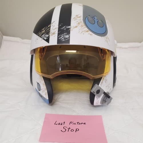 Poe Dameron X-Wing Youth Helmet Disney Galaxy's Edge 2024 Sound FX Cosplay - Thumbnail 10