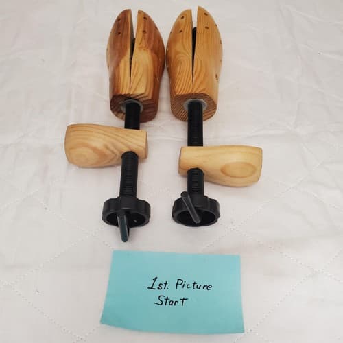 Wooden Shoe Stretcher for Women Adjustable Expander Widens Tight Shoes - Image 1