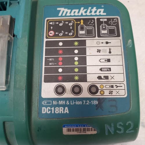 Makita DC18RA T 120V240 WATT 702-18V Ni-Mh & Li-ion Battery Fast Charger LOT-519 - Thumbnail 2