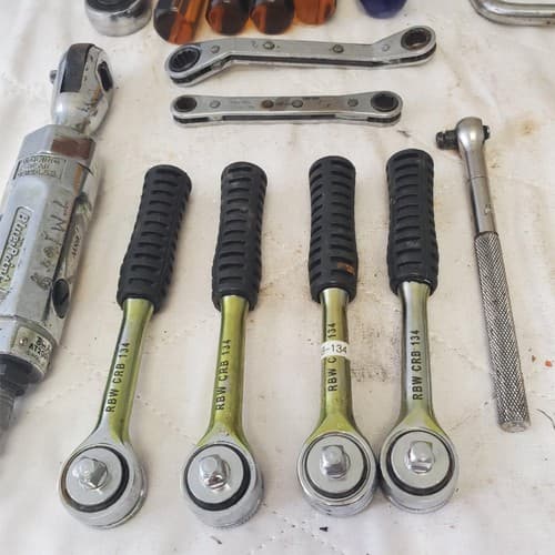 Lot of Assorted Ratchets, Drivers, Speed Handles & Other Hand Tools LOT 128 - Thumbnail 4