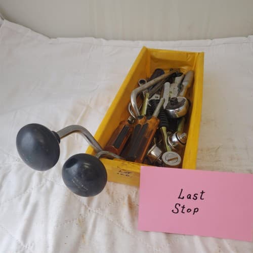 Lot of Assorted Ratchets, Drivers, Speed Handles & Other Hand Tools LOT 128 - Thumbnail 14