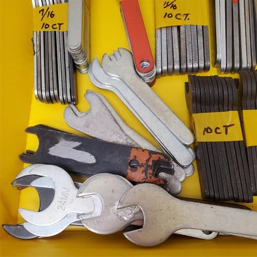 Combination Wrenches & Key Set in Different Sizes Lot 107 - Thumbnail 4
