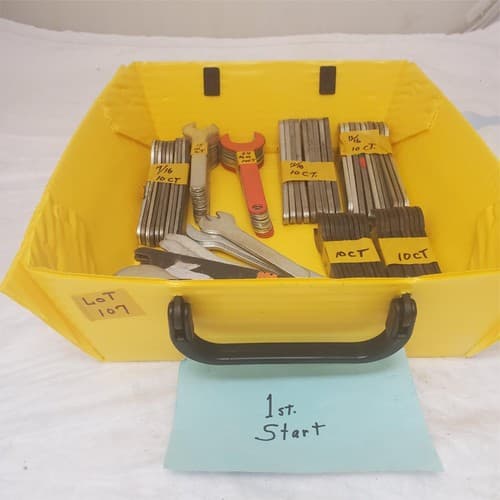 Combination Wrenches & Key Set in Different Sizes Lot 107 - Image 1