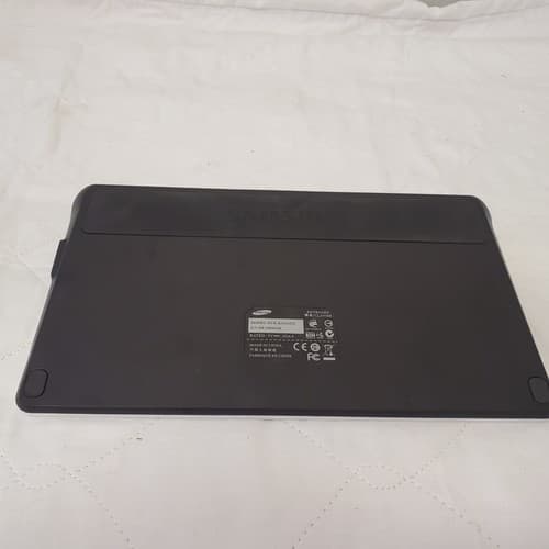 Samsung ECR-K10AWE Wireless Keyboard Dock Tablet White Good Condition - Thumbnail 3
