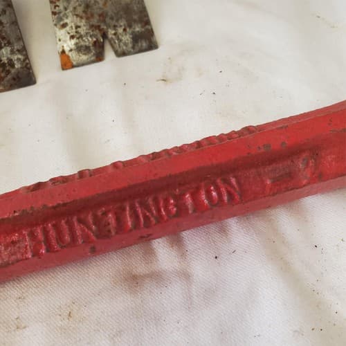 Lot of Crow Bar, Swivel Straight Knife, Grinding Wheel & Other Tools LOT 466 - Thumbnail 20